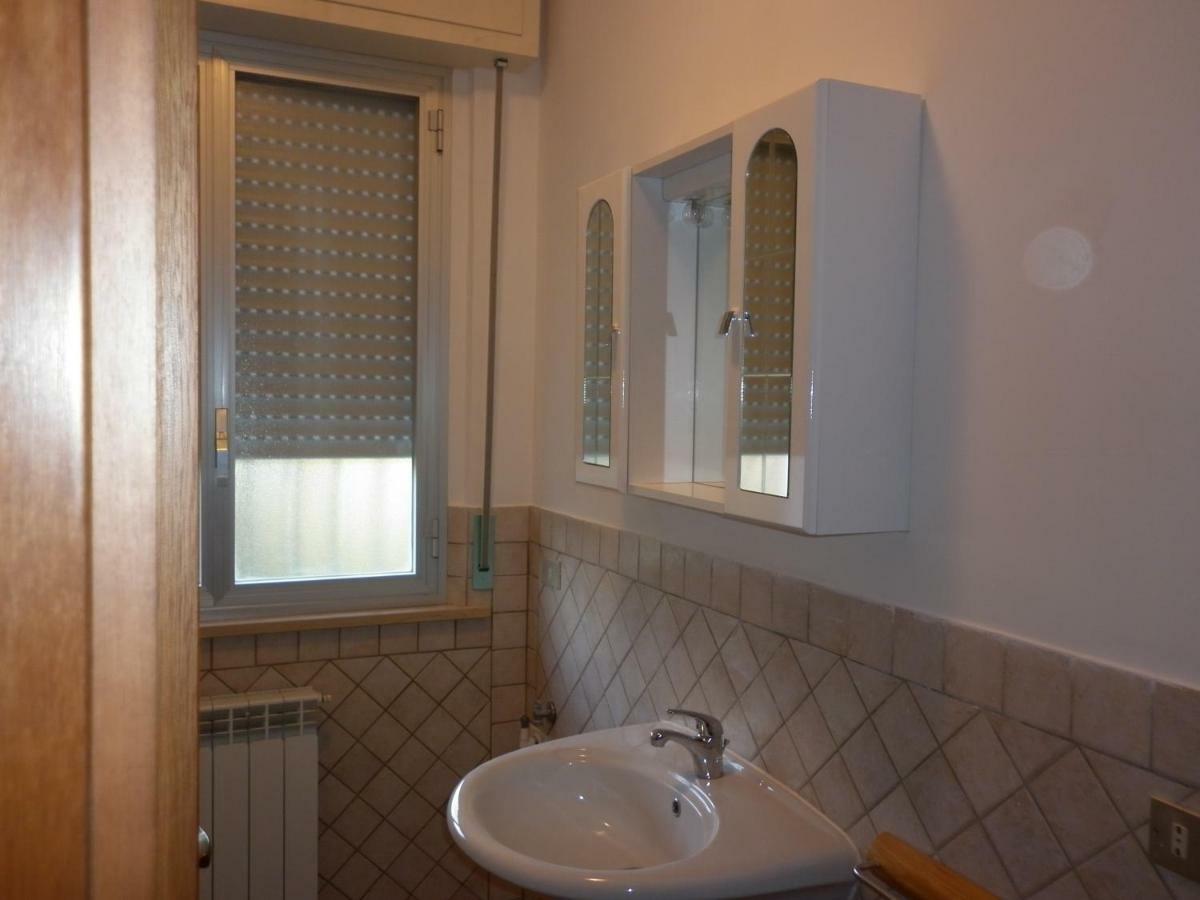 Villa Jolanda Fratte Rosa Extérieur photo