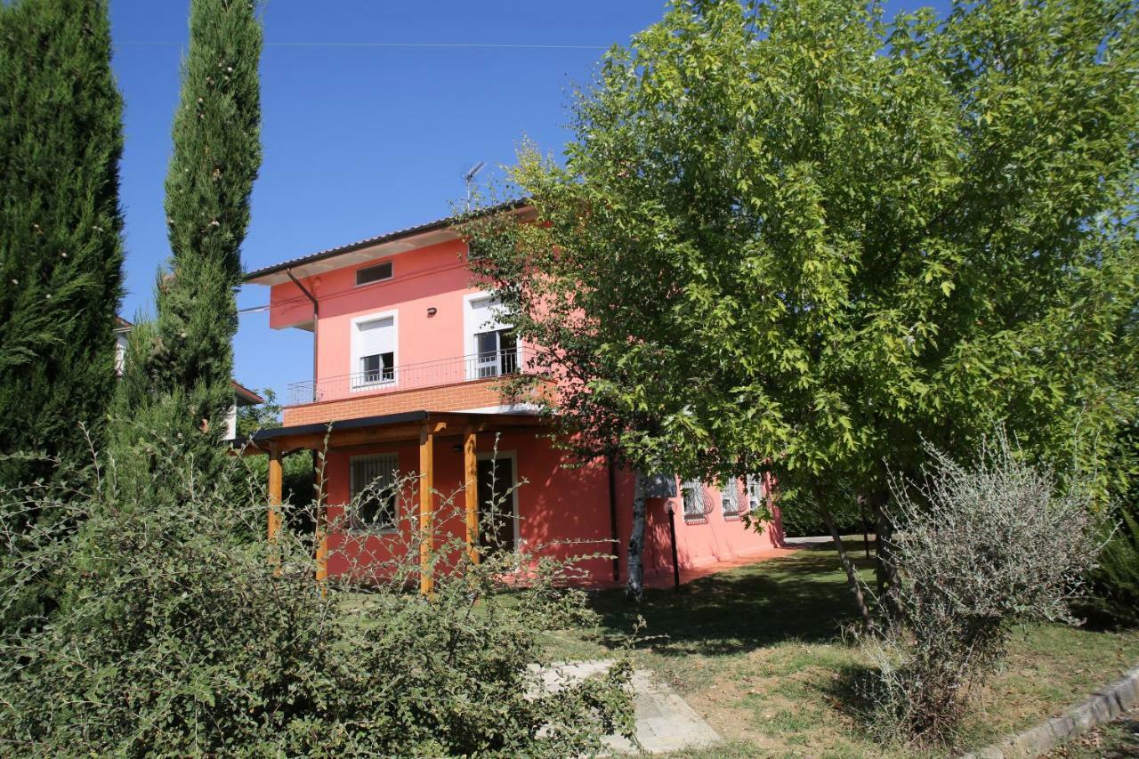 Villa Jolanda Fratte Rosa Extérieur photo